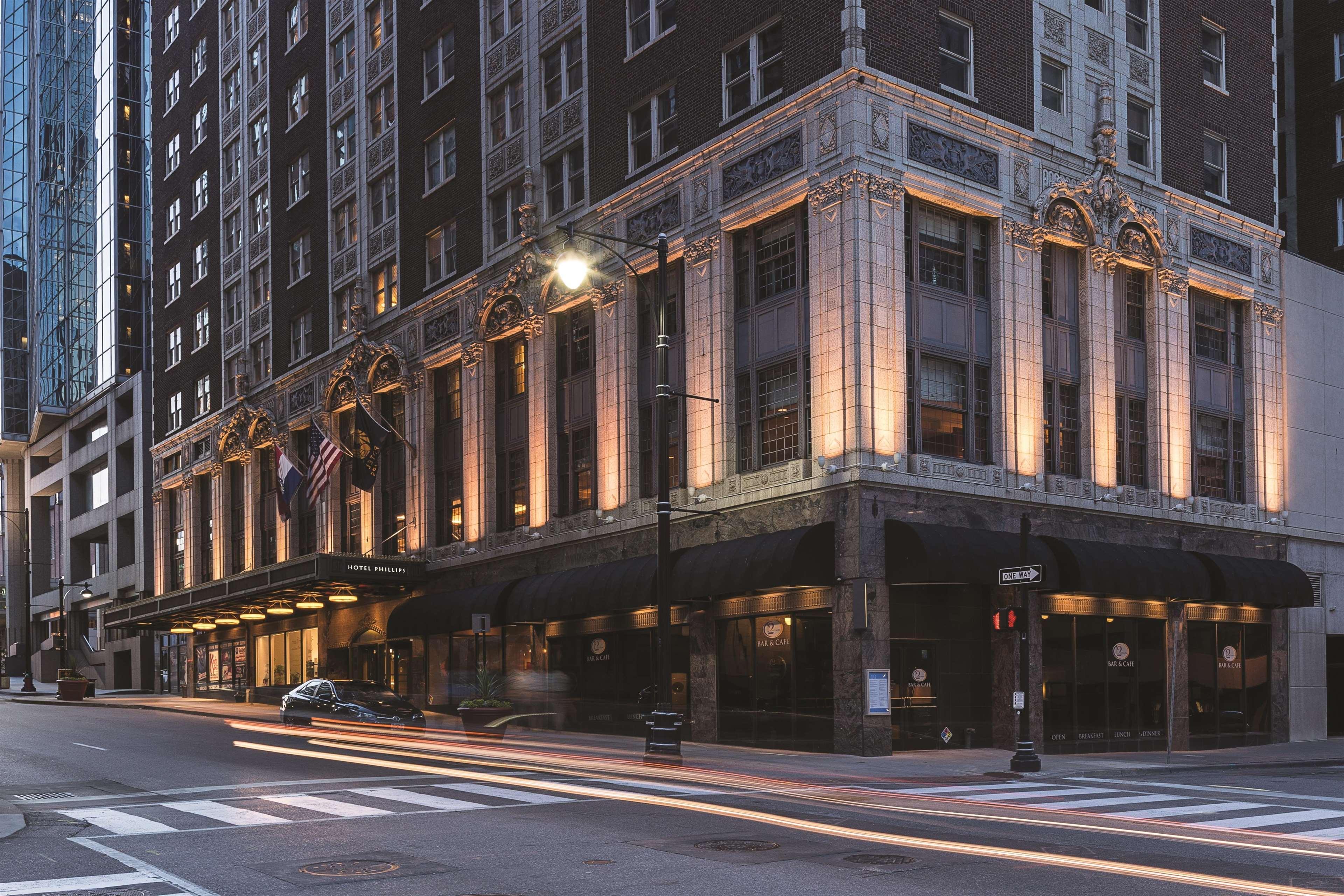 Hotel Phillips Kansas City, Curio Collection By Hilton Εξωτερικό φωτογραφία