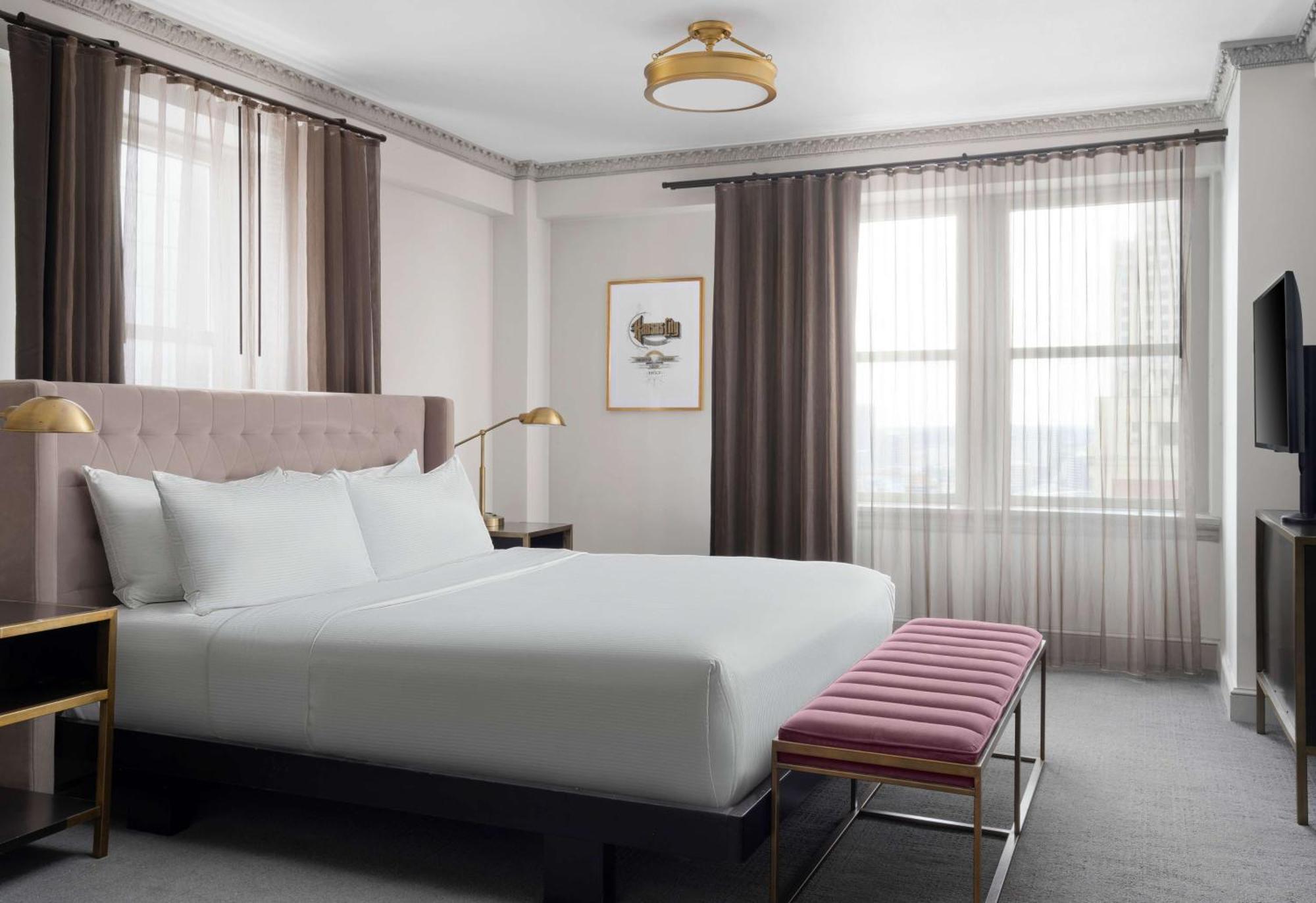 Hotel Phillips Kansas City, Curio Collection By Hilton Εξωτερικό φωτογραφία
