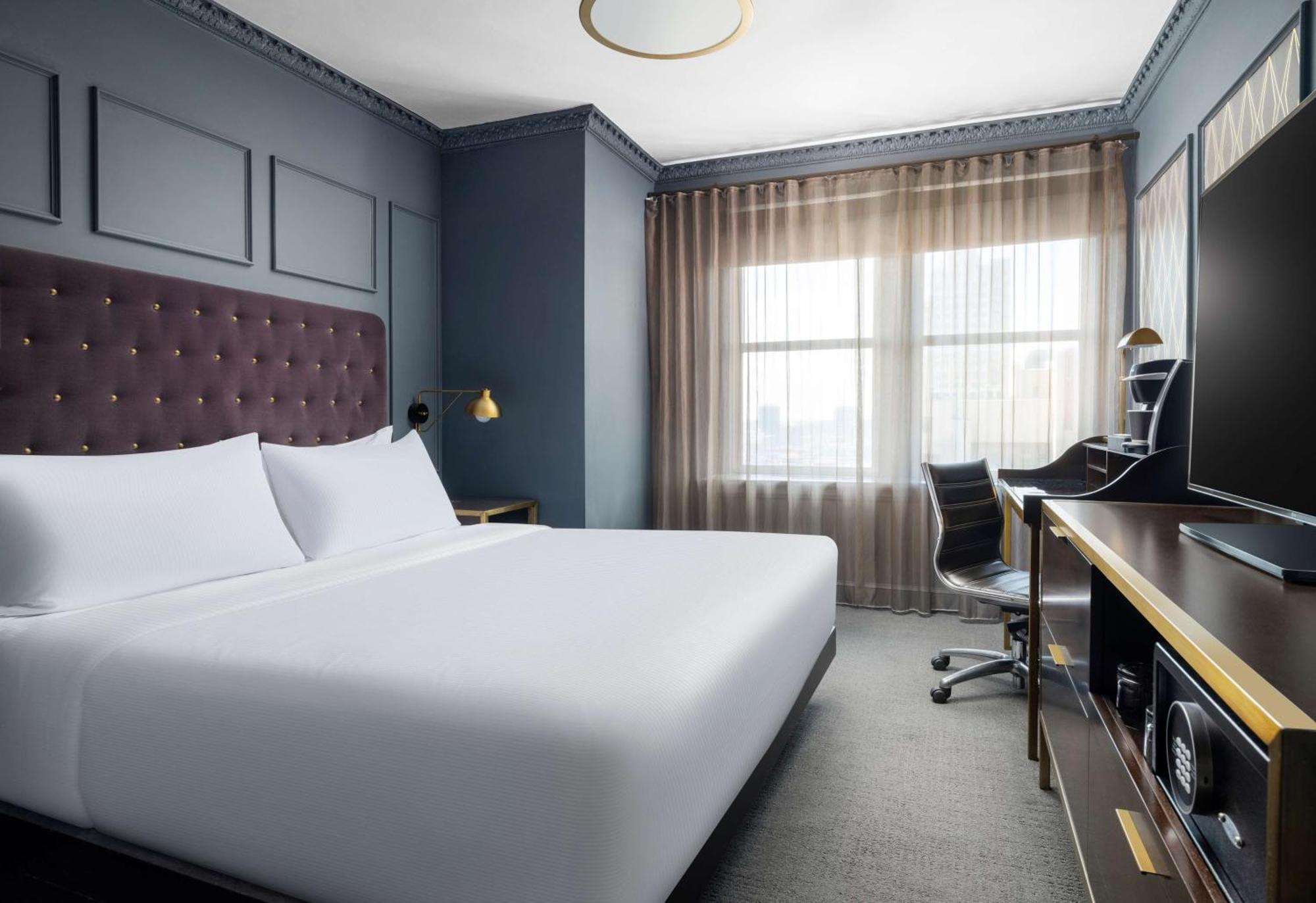 Hotel Phillips Kansas City, Curio Collection By Hilton Εξωτερικό φωτογραφία