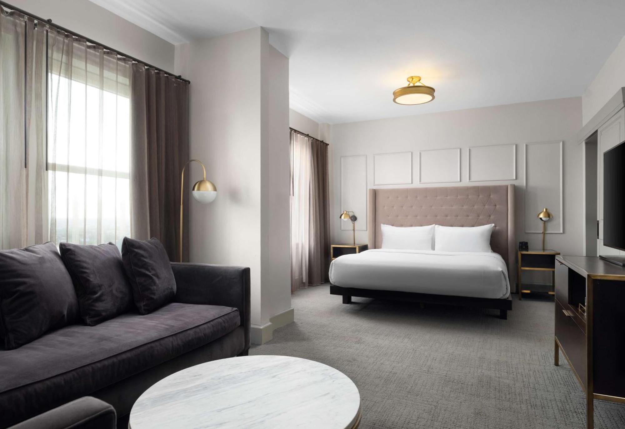 Hotel Phillips Kansas City, Curio Collection By Hilton Εξωτερικό φωτογραφία