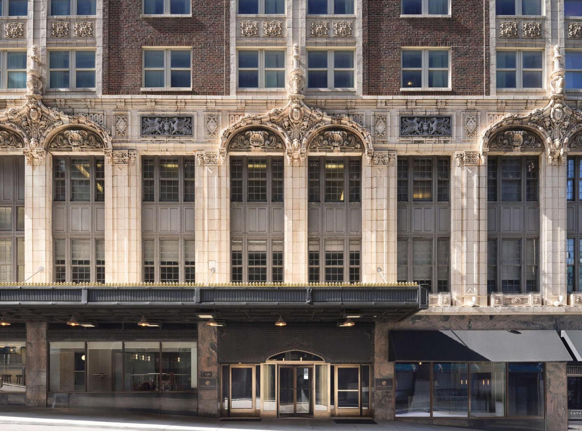 Hotel Phillips Kansas City, Curio Collection By Hilton Εξωτερικό φωτογραφία